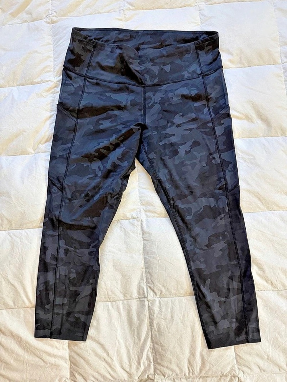 lululemon Align High-Rise Pant with Pockets 25" Camo Leggings Size 14